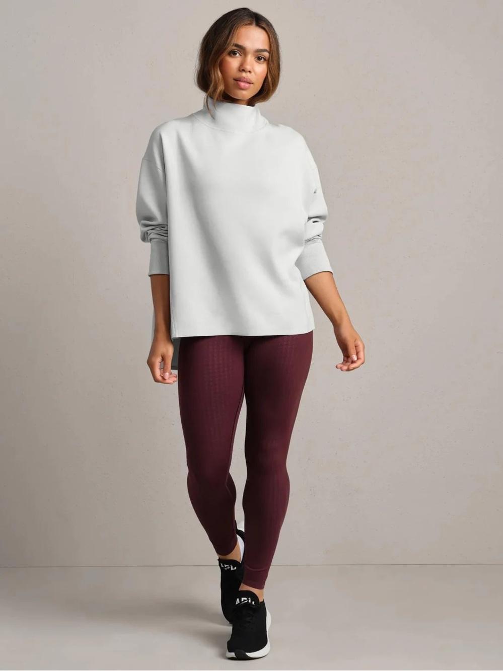 NWT Rhone DreamGlow Mock Neck Pullover